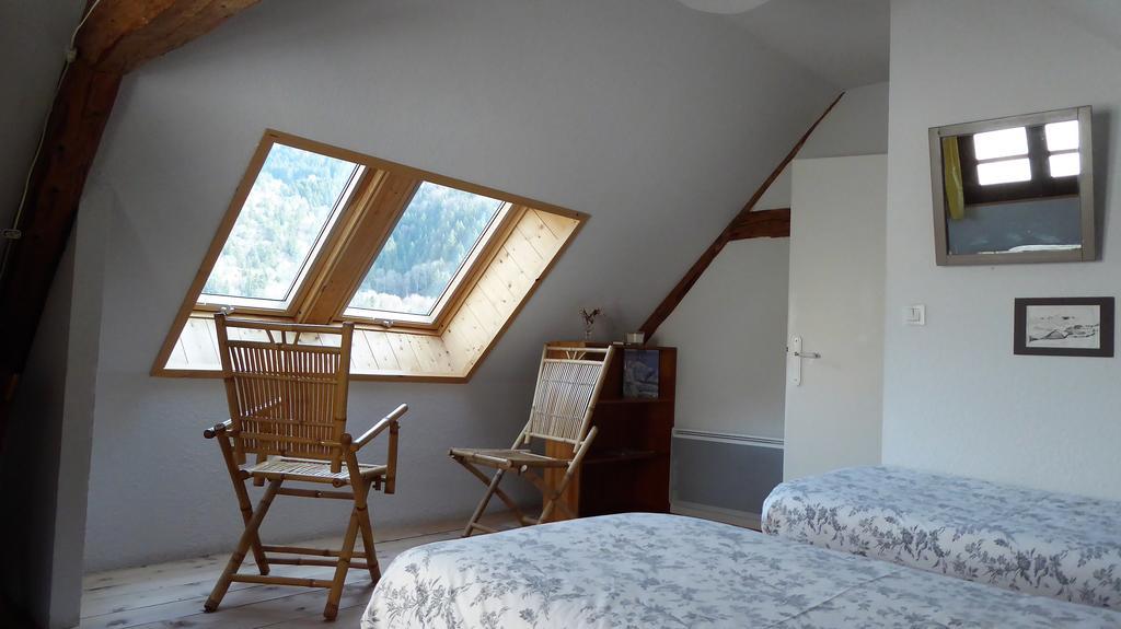 La Chouette A L'Heure Du Pinson Bed and Breakfast Saint-Pierre-d'Entremont  Buitenkant foto